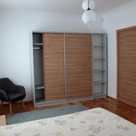 L&c Location And Comfort *